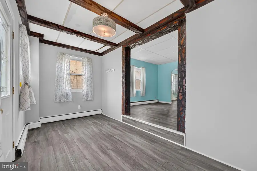 4104 Garrett Rd, Drexel Hill, PA 19026 - #2