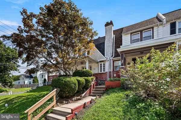 208 E Essex Ave, LANSDOWNE, PA 19050