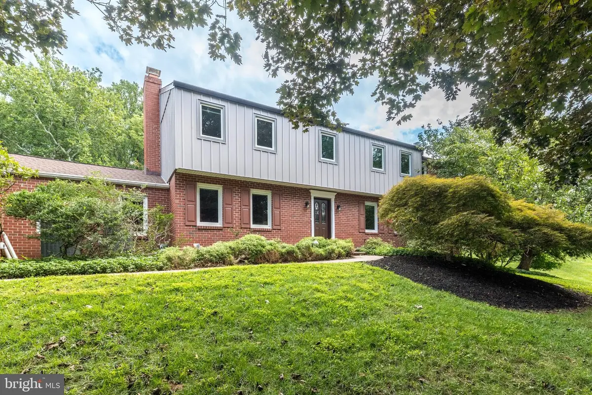 80 Mendenhall Dr, Glen Mills, PA 19342 - #1