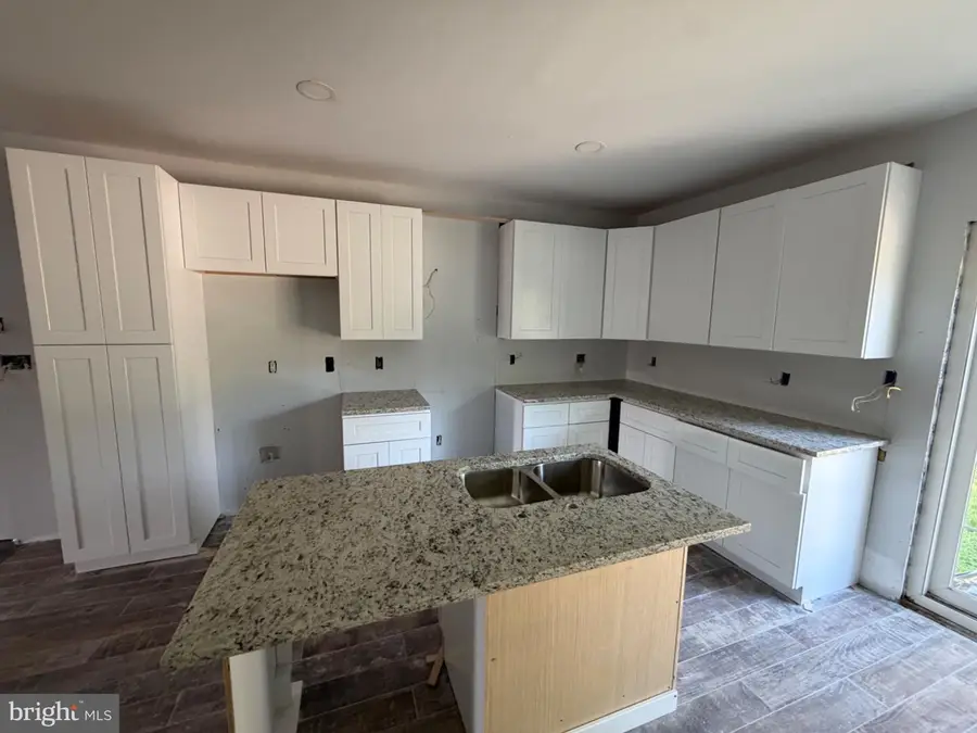243 Cherry St #710, Sharon Hill, PA 19079 - #2