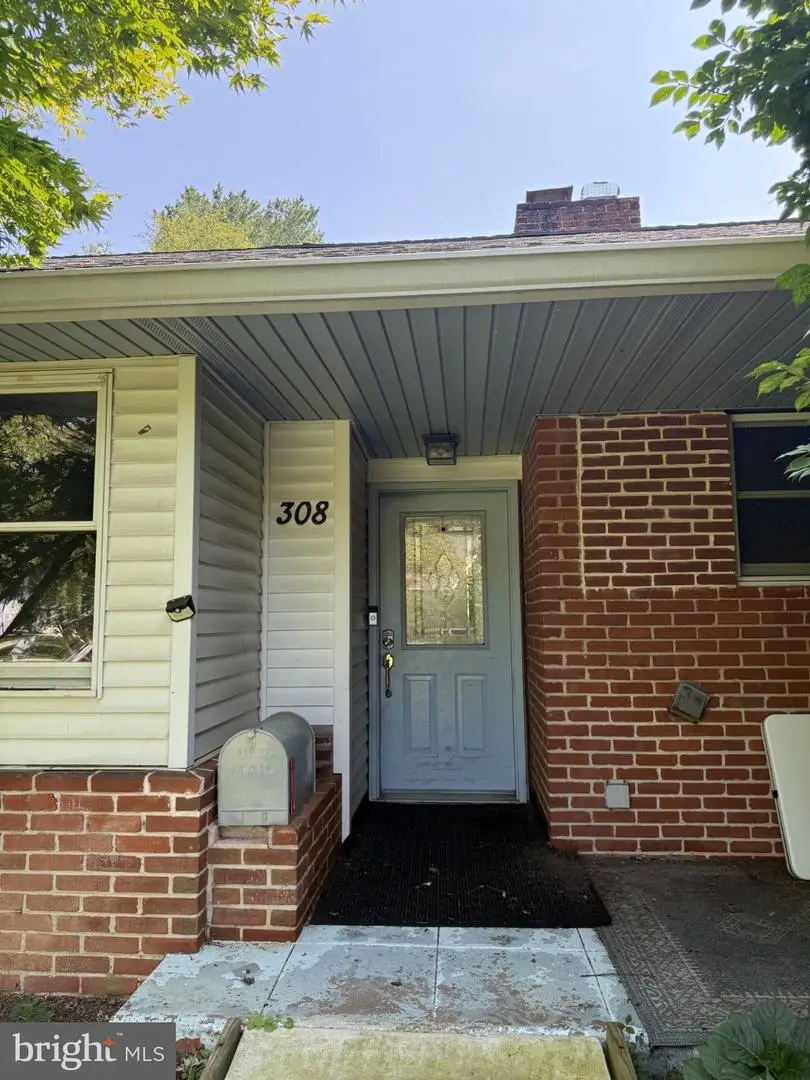 308 Copples Ln, Wallingford, PA 19086 - #2
