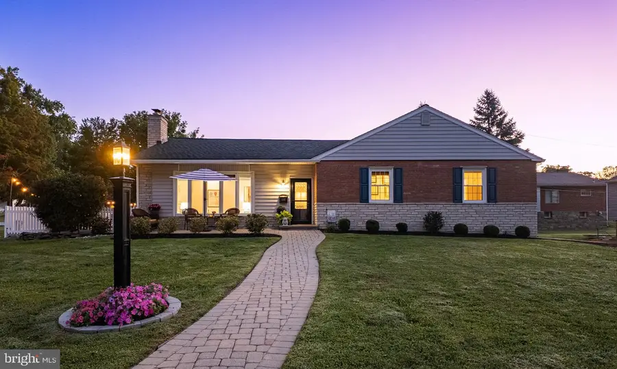 2721 Pine Valley Ln, Ardmore, PA 19003 - #2