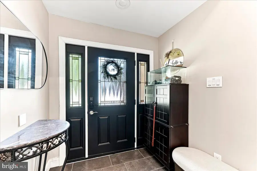 2 Paxon Cir, Broomall, PA 19008 - #2