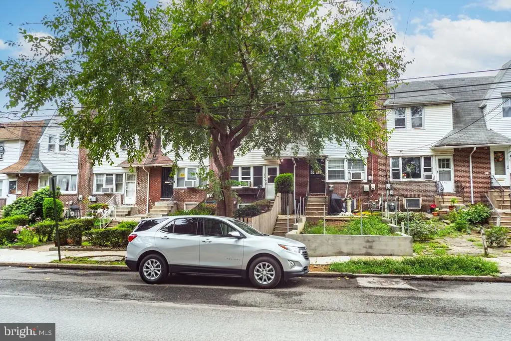 234 Kent Rd, Upper Darby, PA 19082 - #1