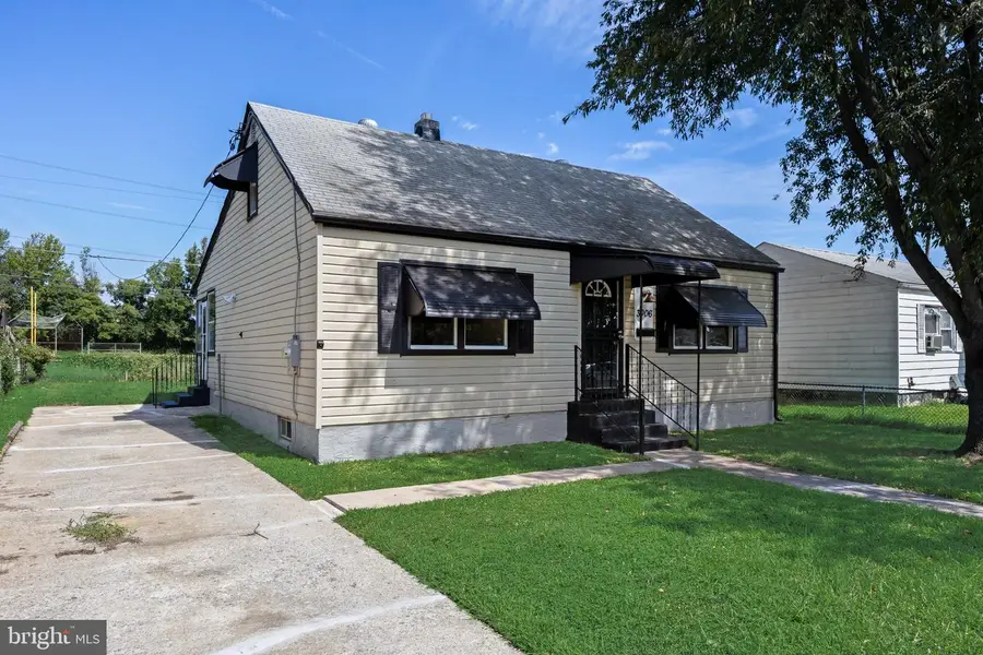 3006 Carter Ave, Chester, PA 19013 - #2