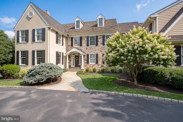 16 Harrison Dr, NEWTOWN SQUARE, PA 19073