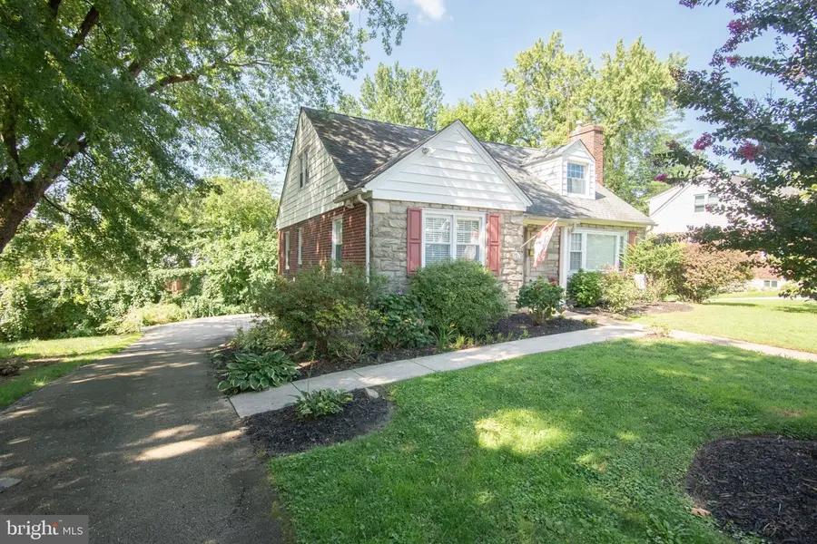102 N Drexel Ave, Havertown, PA 19083 - #2