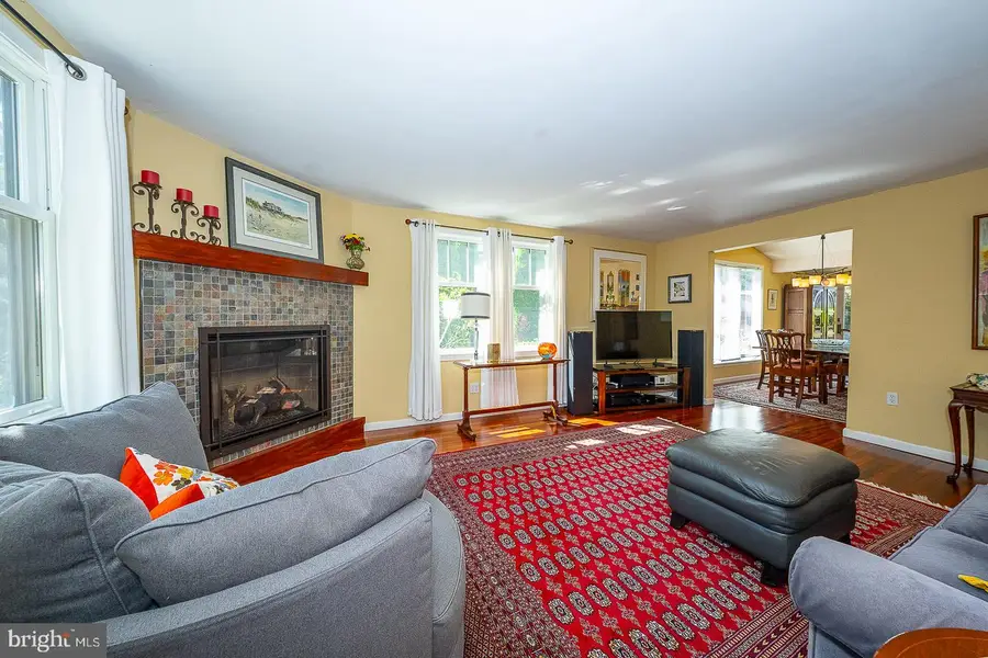 608 S Devon Ave, Wayne, PA 19087 - #3