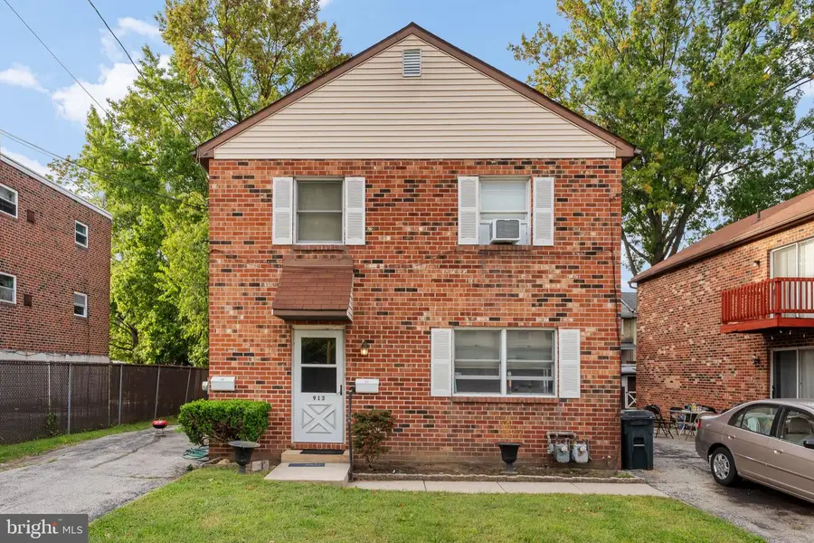 913 Chestnut St, Collingdale, PA 19023 - #2