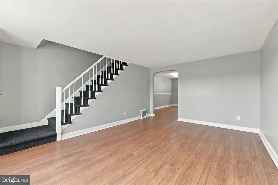 306 S Church St, Clifton Heights, PA 19018 - #3