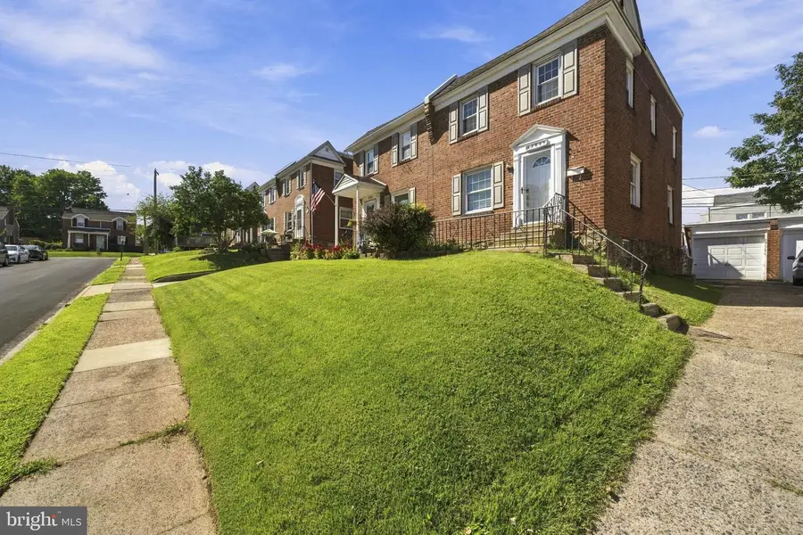 4041 Redden Rd, Drexel Hill, PA 19026 - #2