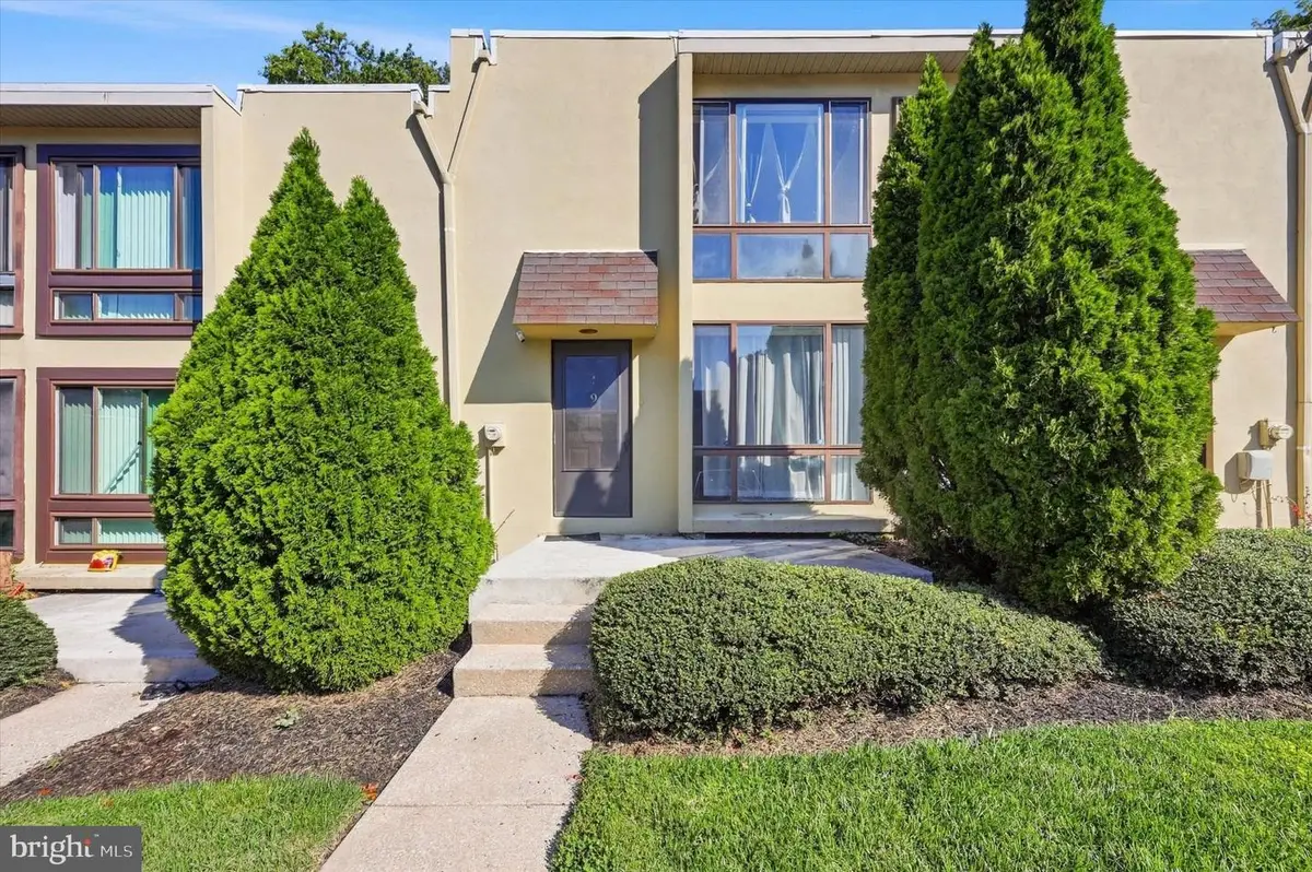 100 E Glenolden Avenue T-9 Ave #t-9, Glenolden, PA 19036 - #1