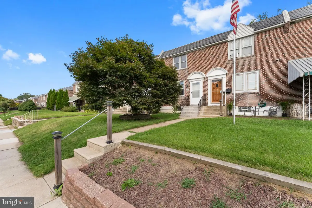 105 N Bishop Ave, Clifton Heights, PA 19018 - #1
