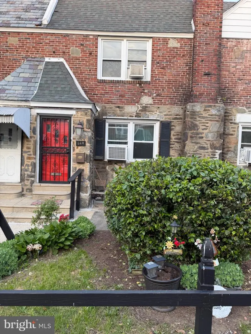 649 Briarcliff Rd, Upper Darby, PA 19082 - #1