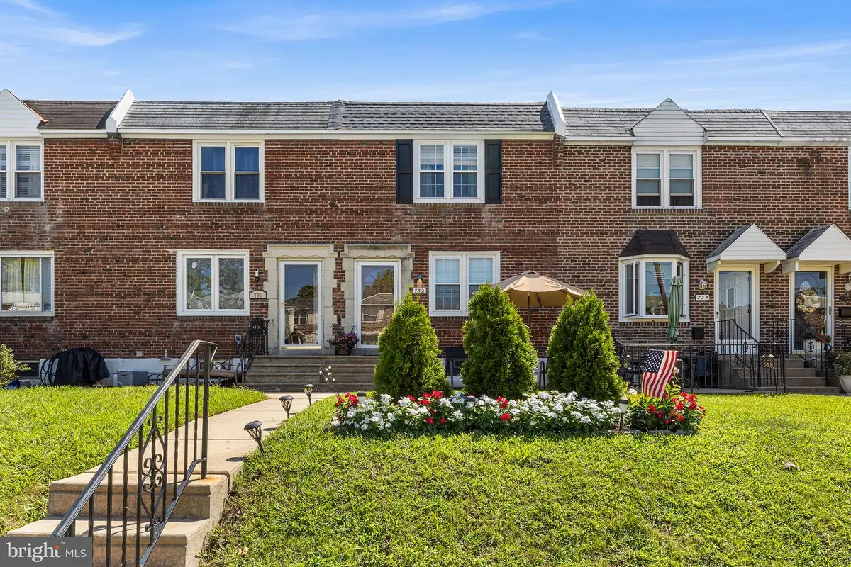 732 Rively Ave, Glenolden, PA 19036 - #1