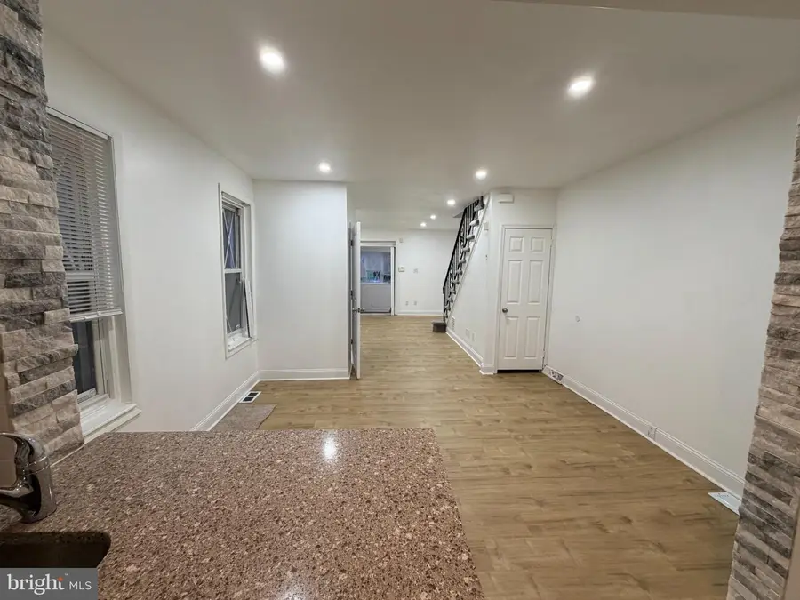 1022 Lawrence Ave, Darby, PA 19023 - #3