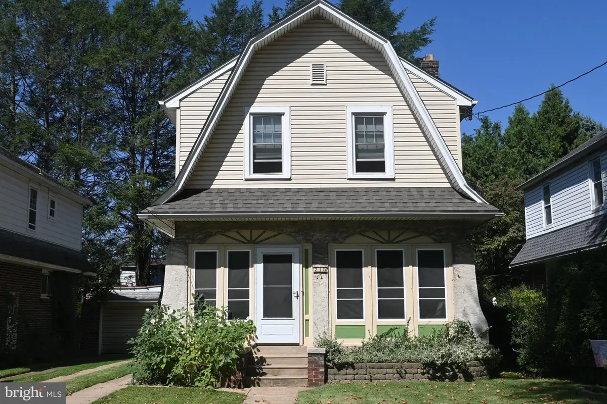 215 W Dupont St, Ridley Park, PA 19078 - #1