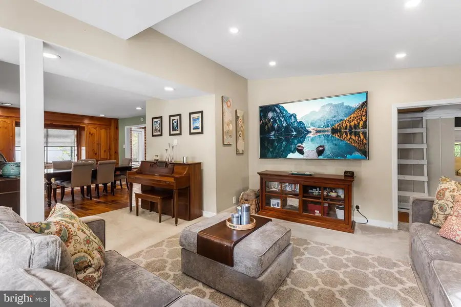 1416 Kingsley Rd, Havertown, PA 19083 - #3