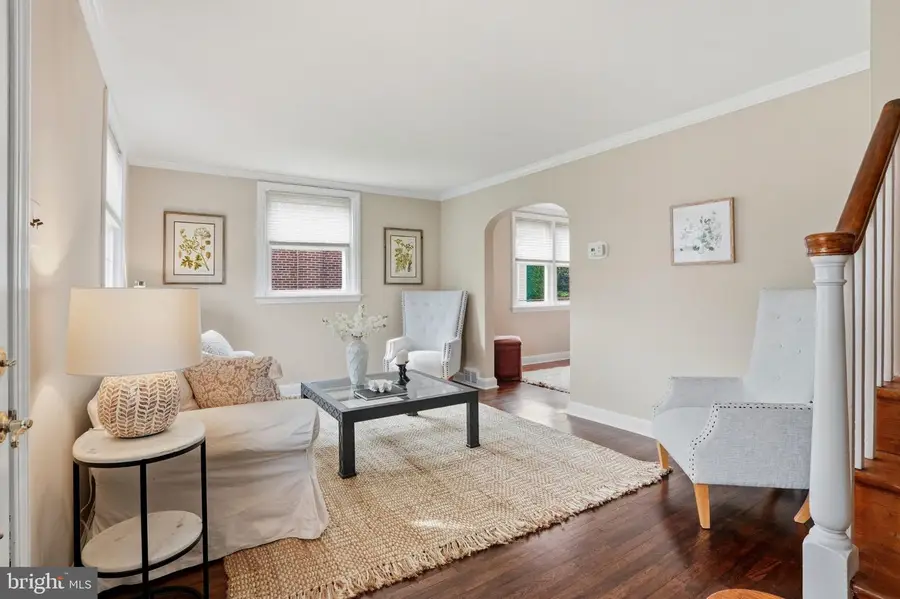 141 Flintlock Rd, Drexel Hill, PA 19026 - #3