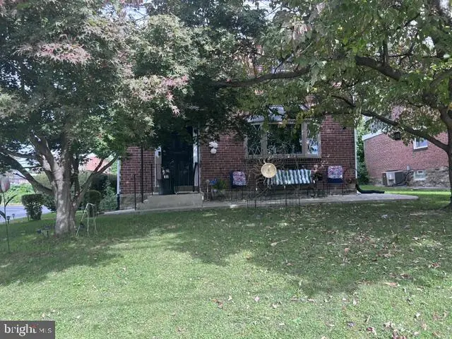 411 W South Ave, Glenolden, PA 19036 - #1