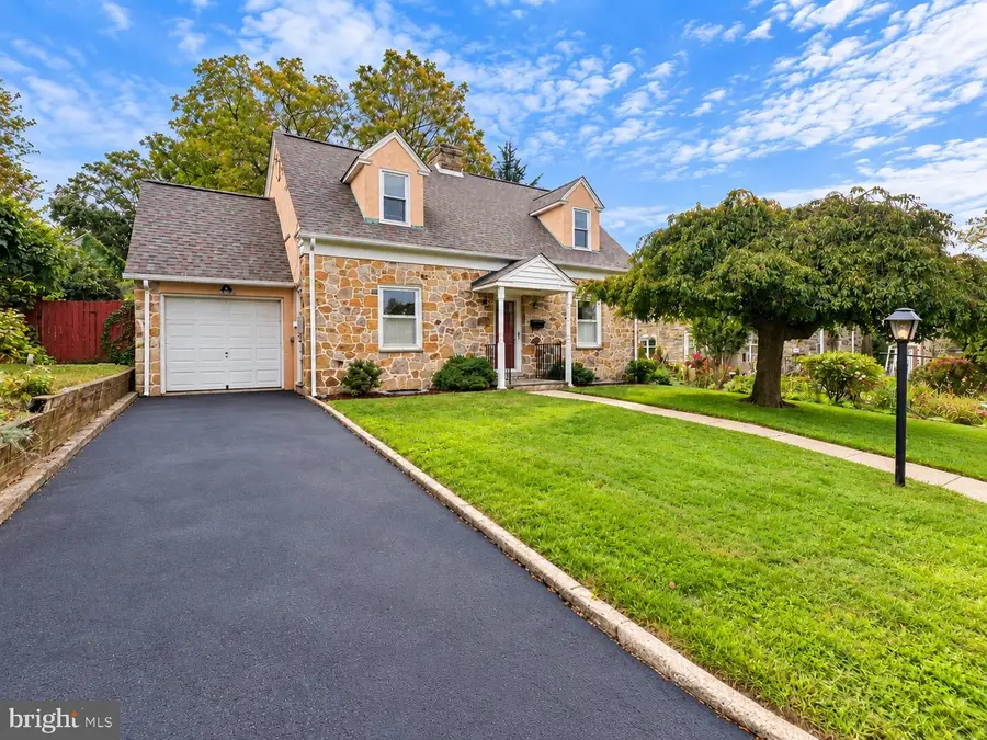 2516 Avon Rd, Ardmore, PA 19003 - #2