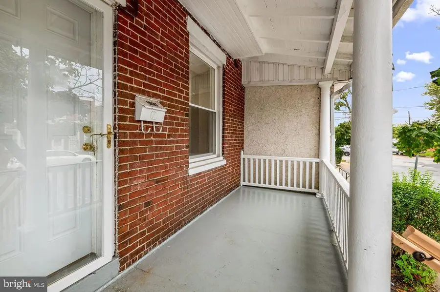 1121 W 8th St, Chester, PA 19013 - #2