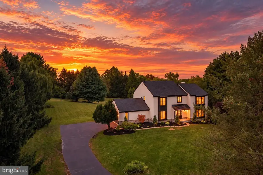 1 Glen Meadow Dr, Glen Mills, PA 19342 - #3