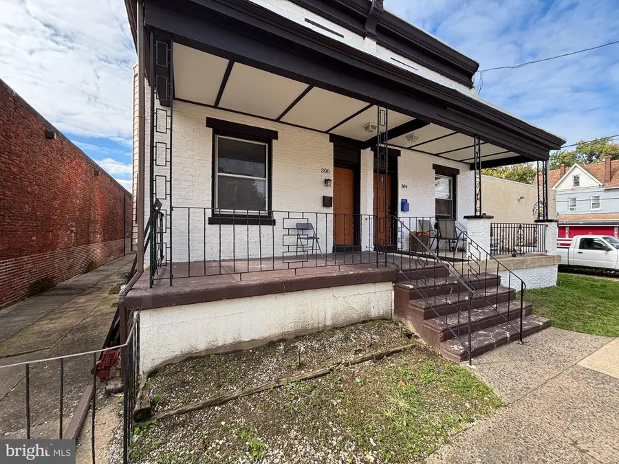 306 S 3rd St, Darby, PA 19023 - #3