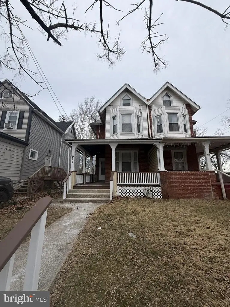 917 Pembroke Ave, Lansdowne, PA 19050 - #1