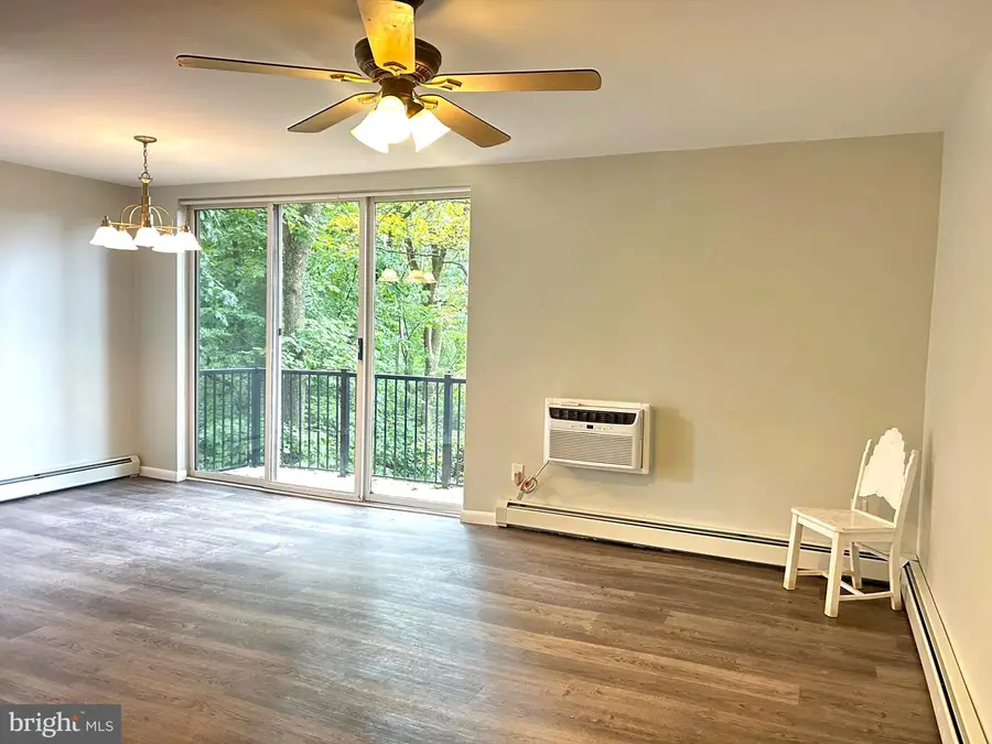 100 E Glenolden #f4, Glenolden, PA 19036 - #2