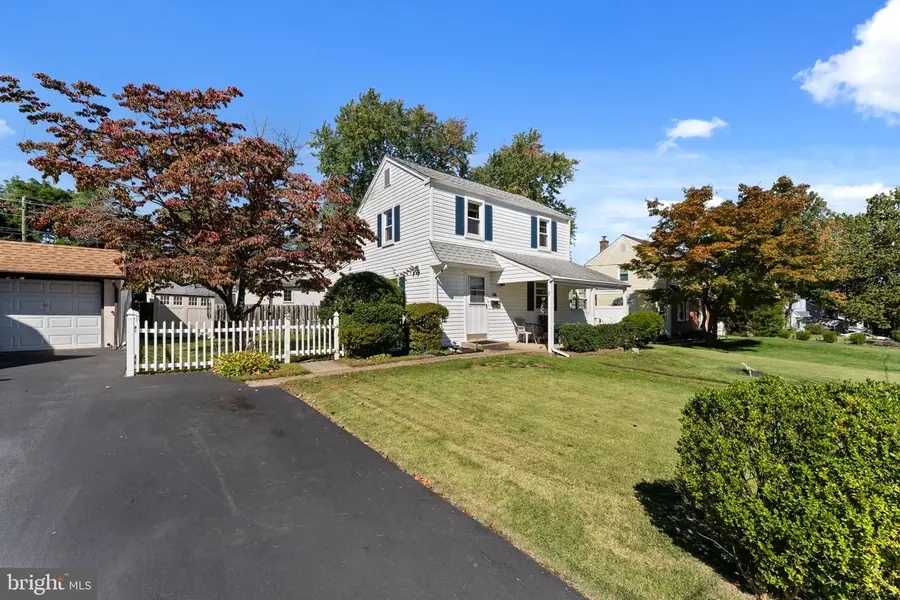 721 Thorndale Rd, Aldan, PA 19018 - #2