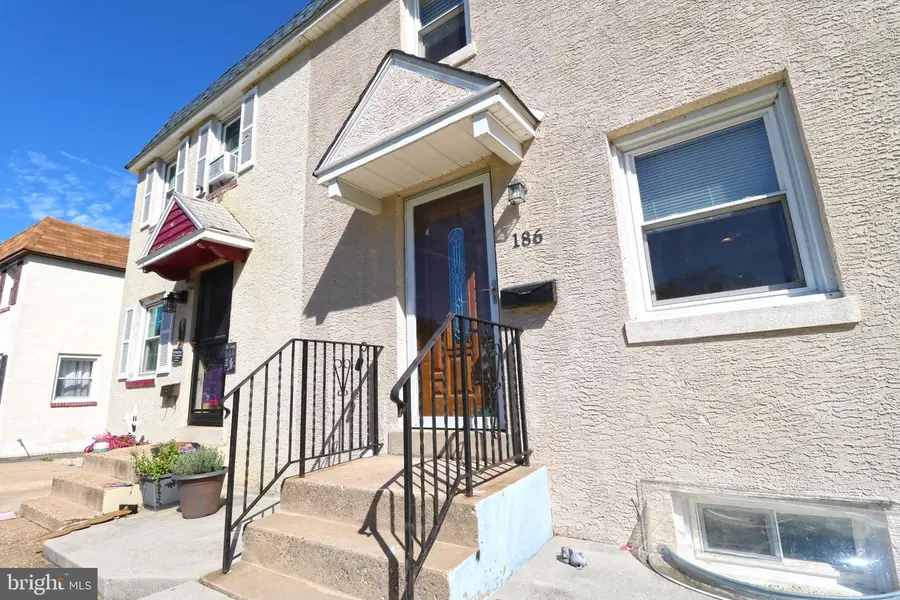 186 Crum Creek Dr, Woodlyn, PA 19094 - #3