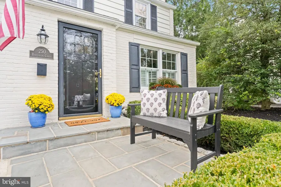 250 Barcladen Cir, Bryn Mawr, PA 19010 - #3