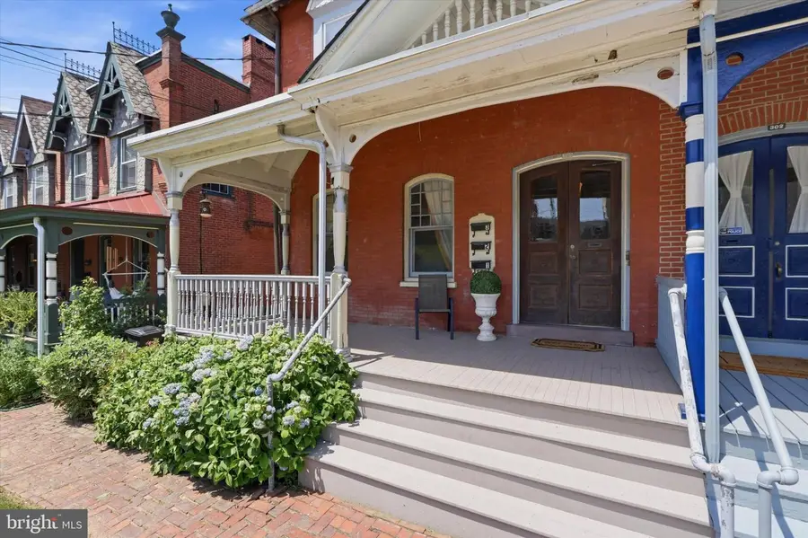 304 Gayley St, Media, PA 19063 - #3