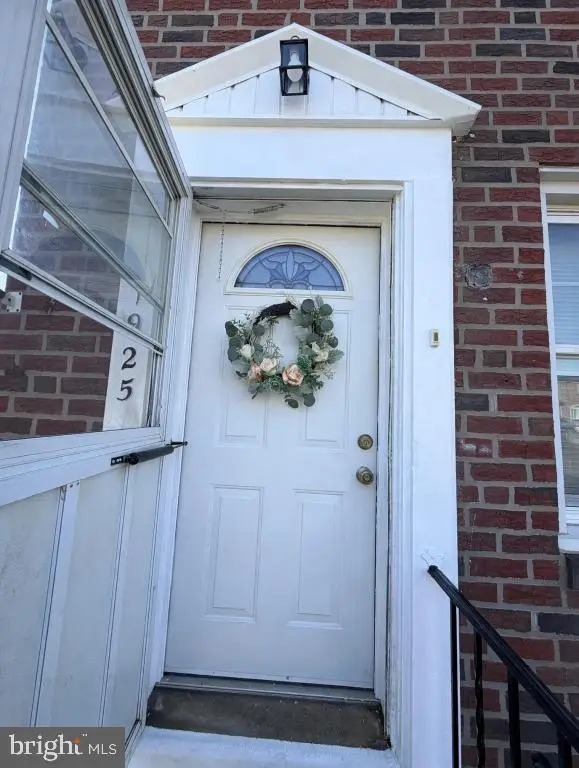 1925 Carter Rd, FOLCROFT, PA 19032