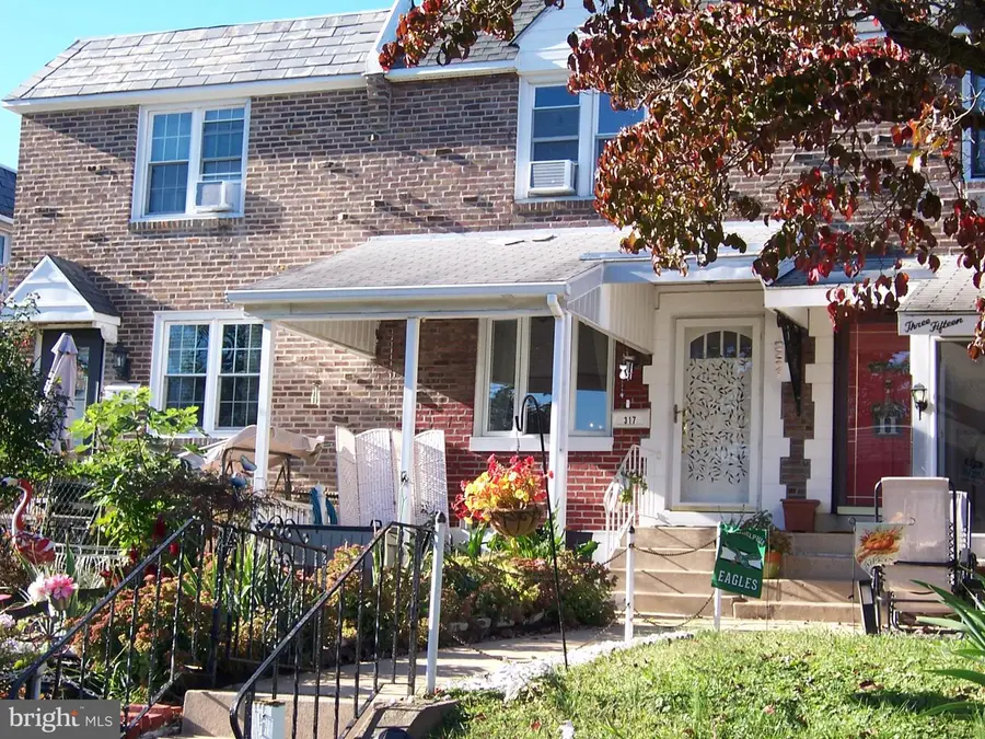 317 Spruce St, Glenolden, PA 19036 - #2