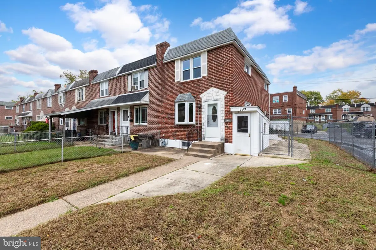 899 Taylor Dr, Folcroft, PA 19032 - #1