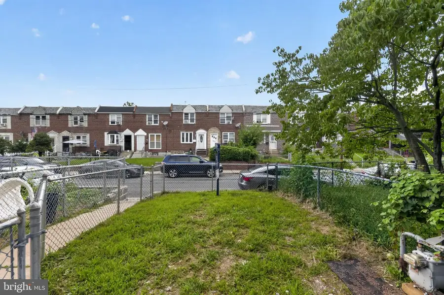 220 Weymouth Rd, Darby, PA 19023 - #2
