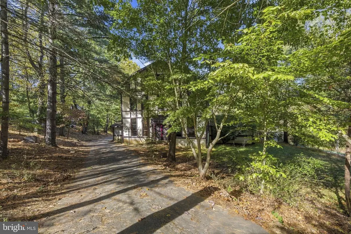 3115 Sawmill Rd, Newtown Square, PA 19073 - #1