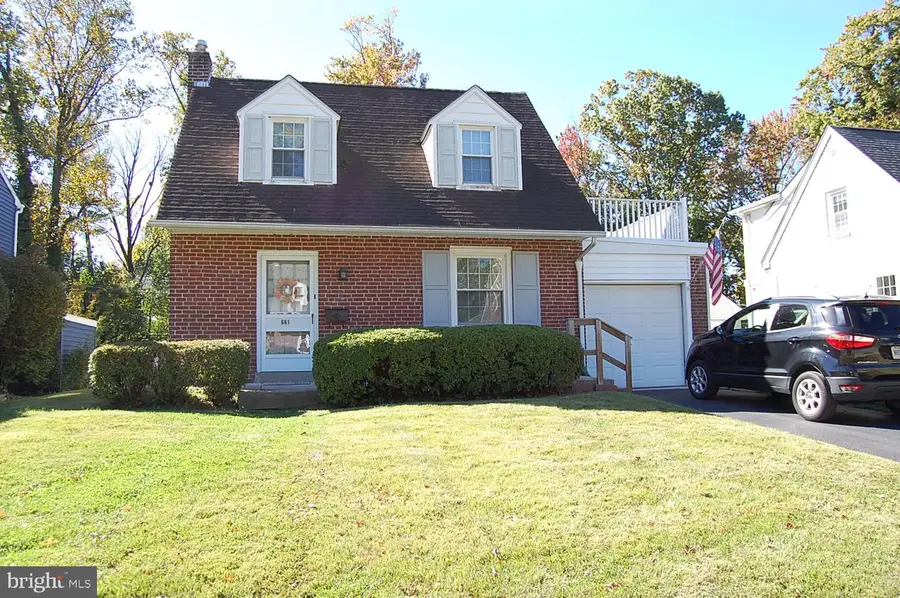 661 Washington Ave, Havertown, PA 19083 - #2