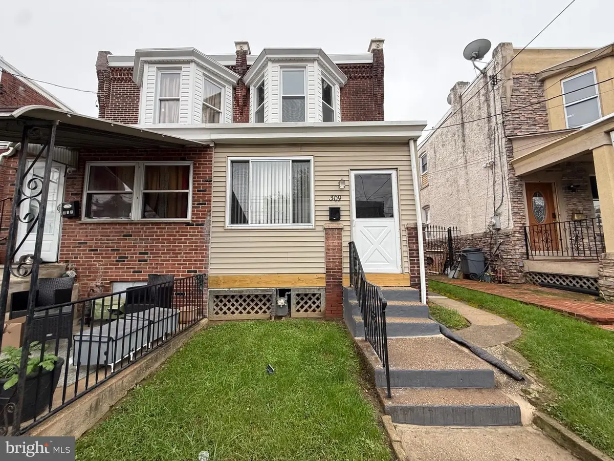 309 E 20th St, Chester, PA 19013 - #1