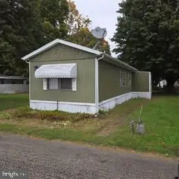 406 4th St S, LAKE CITY, PA 16423