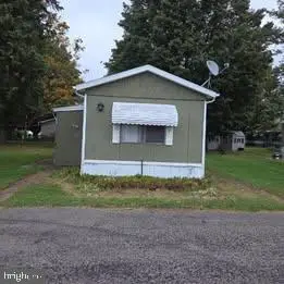406 4th St S, Lake City, PA 16423 - #3