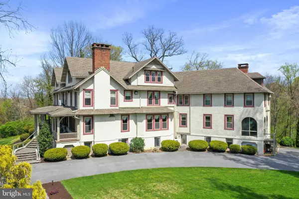 1090 Ragged Edge Road, CHAMBERSBURG, PA 17202