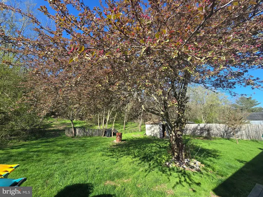 8694 Sheffield Manor Boulev, Waynesboro, PA 17268 - Image #2