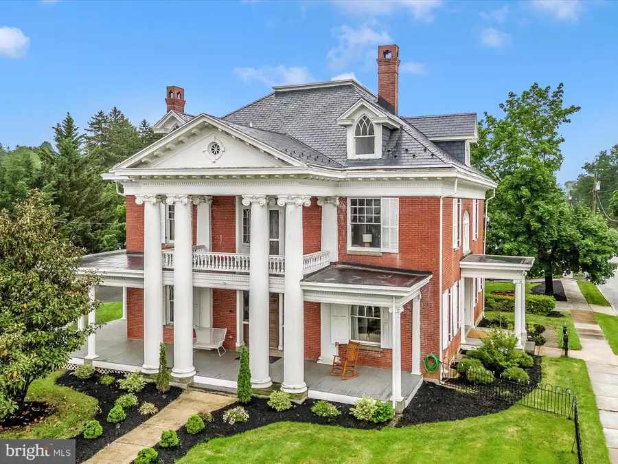 11 Linden Ave, Mercersburg, PA 17236 - Image #2
