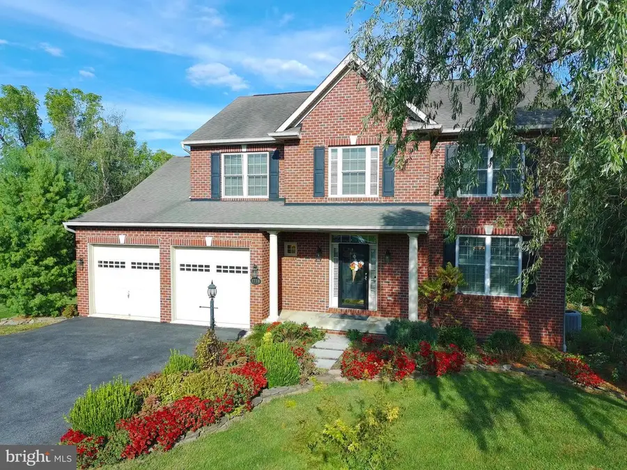 1736 Carrera Drive, Chambersburg, PA 17202 - Image #2