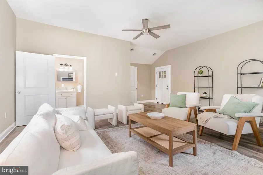 11772 Furnace Rd, Blue Ridge Summit, PA 17214 - Image #3