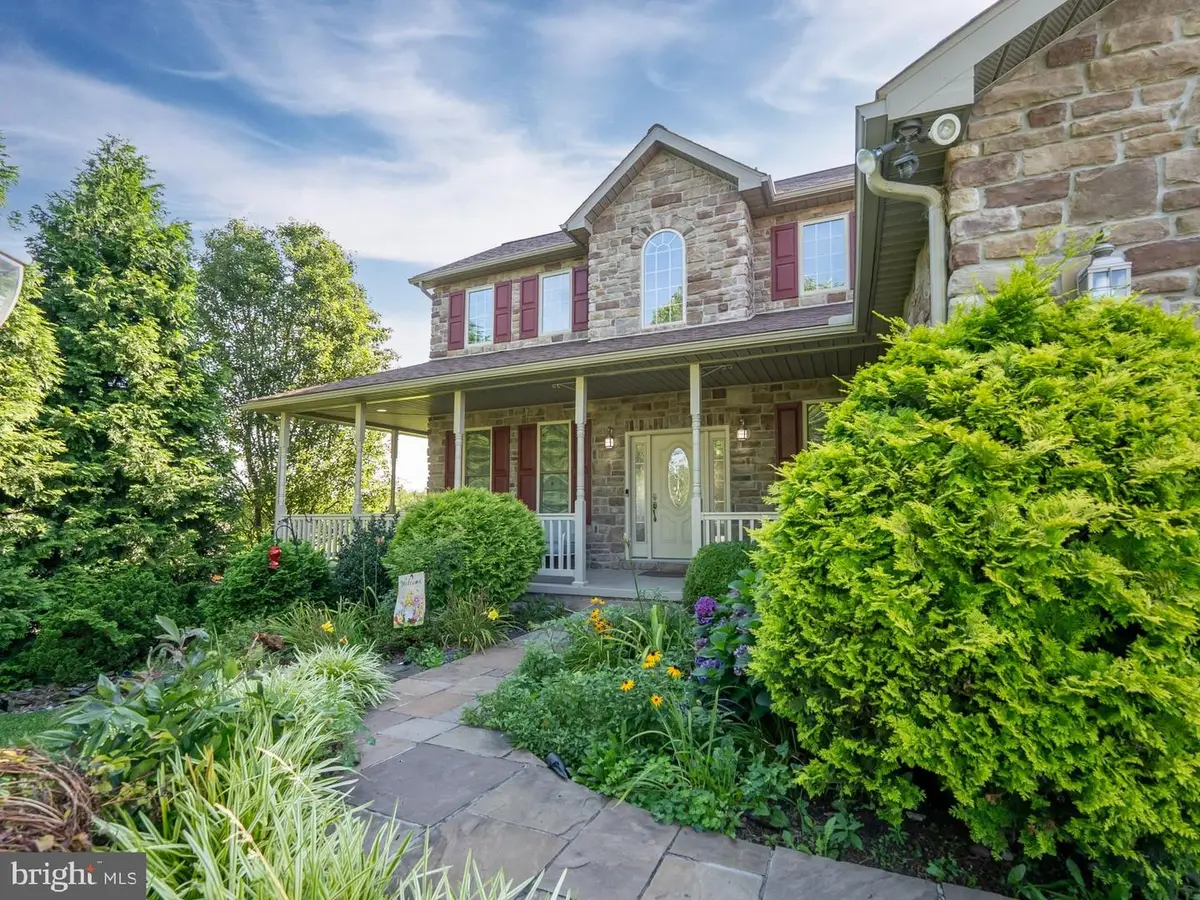 1458 Highfield Ct, Chambersburg, PA 17202 - Image #1