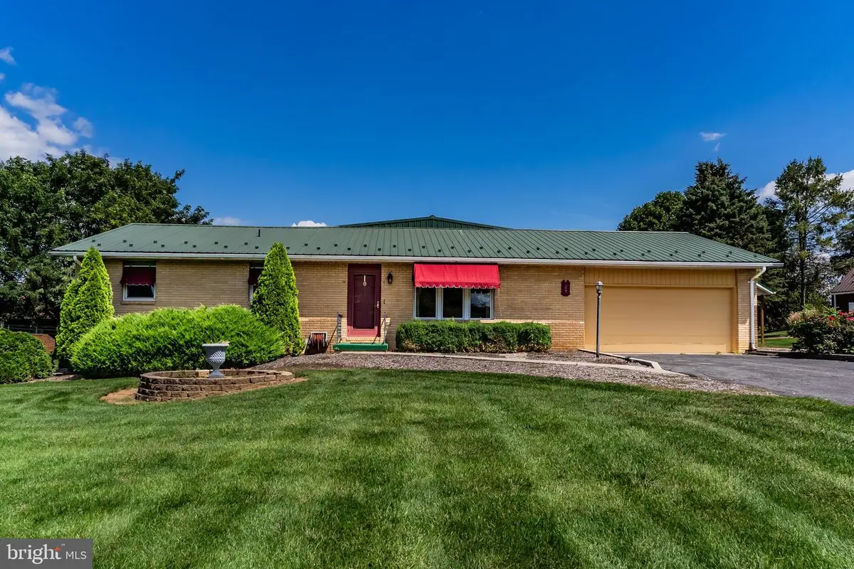 25 Lippizan Drive Dr, Shippensburg, PA 17257 - Image #1